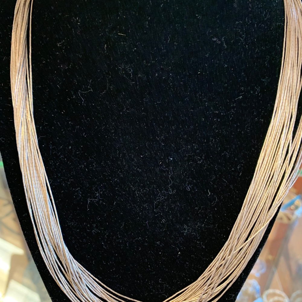 Liquid Silver necklace Sterling Silver - Picture 2 of 4